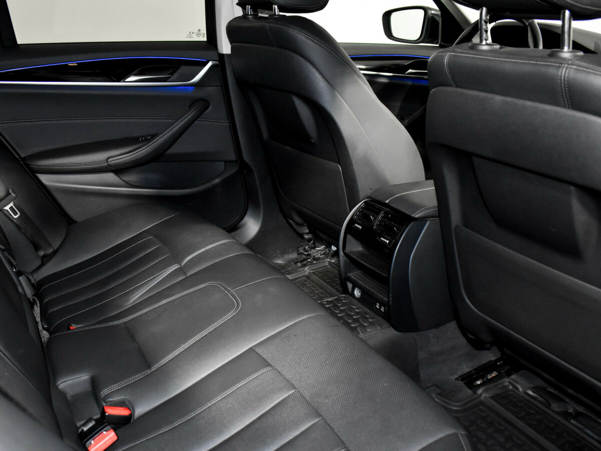 Купить BMW 5 серии 520d xDrive VII (G30/G31/G38) Рестайлинг, 2020, 143 000 км, фото №15
