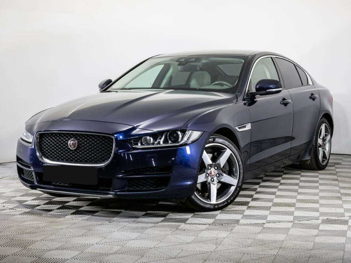 Jaguar XE