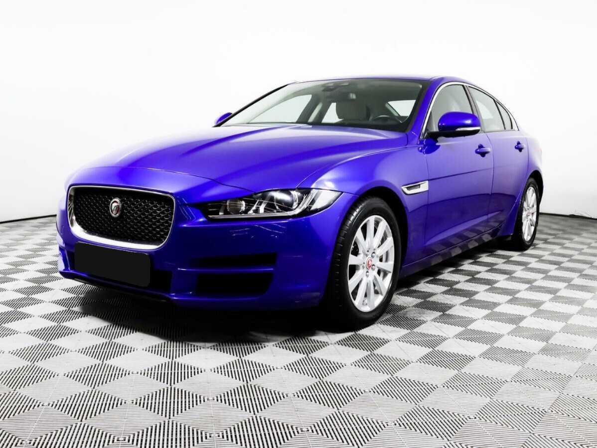Jaguar XE