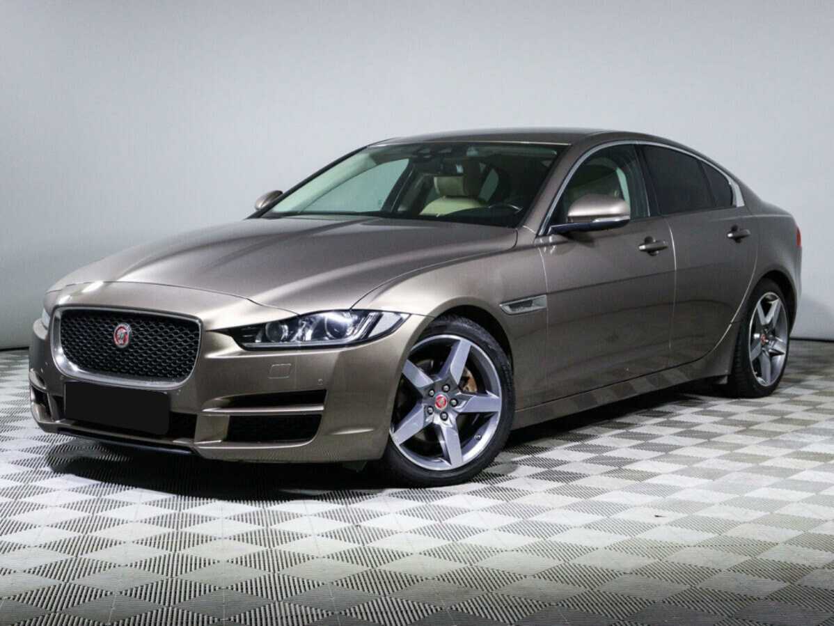 Jaguar XE