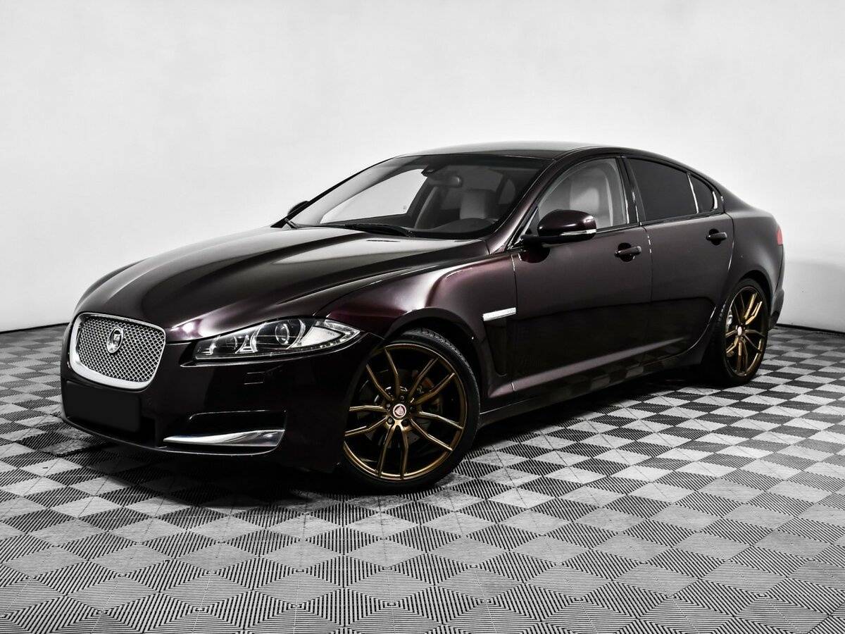 Jaguar XF